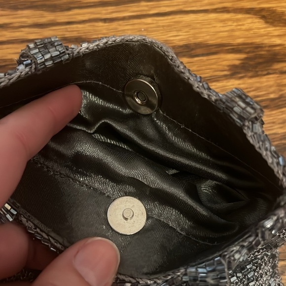 Gray / Silver Beaded Handbag with Magnetic Snap Closure - Picture 6 of 8